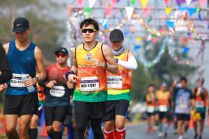 BIB: 425, 47955, 41287
                            <button type="button" onclick="openModal(9918138)" class="btn btn-primary btn-sm float-right btn-popup" data-toggle="modal" data-target=".modal-high-quality">
                        <i class="fas fa-shopping-cart"></i> Add to Cart
                    </button>
                                            <button type="button" onclick="isThisMe(9918138, true)" class="btn btn-success btn-sm float-right btn-popup btn-isme hidden" data-toggle="tooltip" data-placement="bottom" title="นี่คือรูปของคุณใช่ไหม คลิกที่นี่เพื่อเอาเข้าอัลบั้ม">
                        <i class="fas fa-plus"></i> Add to album
                    </button>
                    <button type="button" onclick="isThisMe(9918138, false)" class="btn btn-warning btn-sm float-right btn-popup btn-isnotme hidden">
                        <i class="fas fa-ban"></i> Remove from album
                    </button>